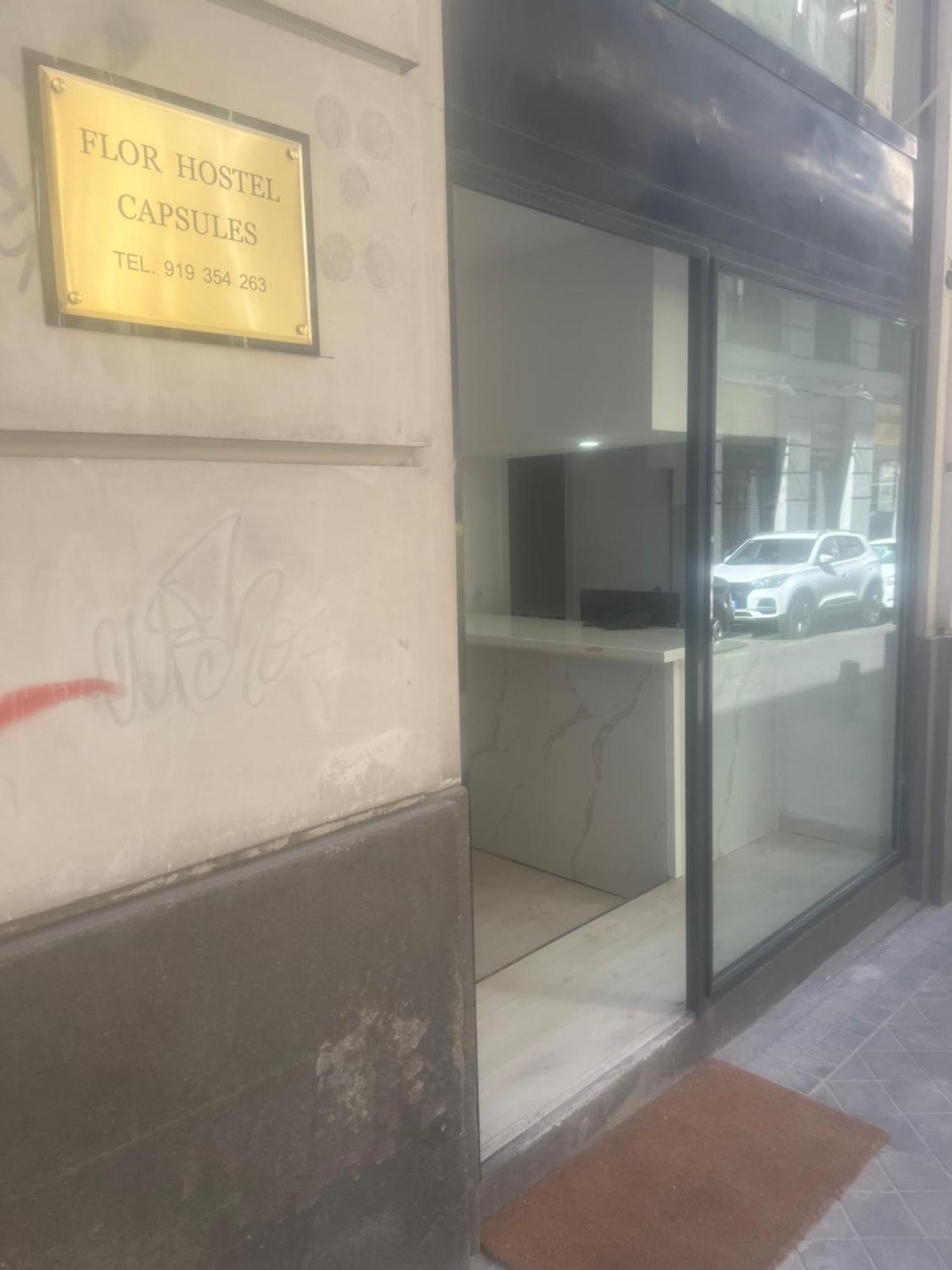 Flor Hostel Capsules Madrid Exterior photo